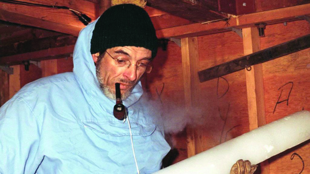 Willi Dansgaard med iskerne