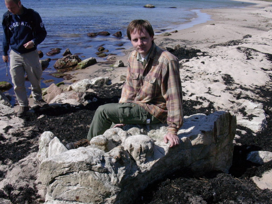 Jesper Milan ved dinosaurfod