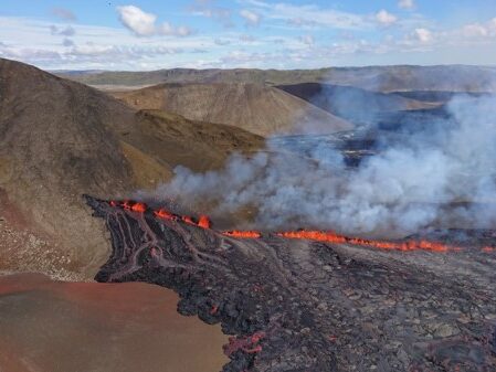 Luftfoto af det andet udbrud fra fagradalsfjall